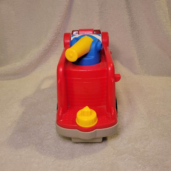 Fisher Price Little People Helping Others Fire Truck w/ Lights & Sounds Tested - Picture 4 of 8